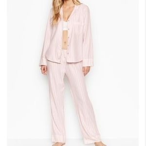 Victoria’s Secret Pink and white Flannel PJ Set